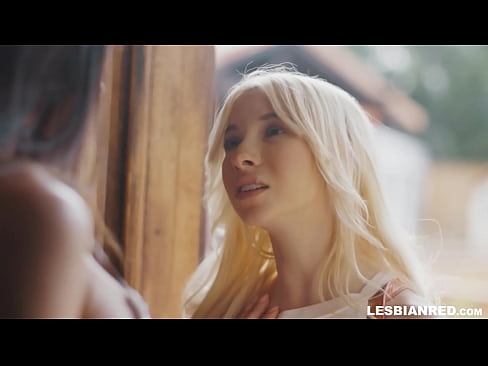 ❤️ Ragazza torna a casa qualche mese dopo e finisce per mangiare la figa della sua matrigna ❤ Video di sessoal it.vanalize.ru ❤️